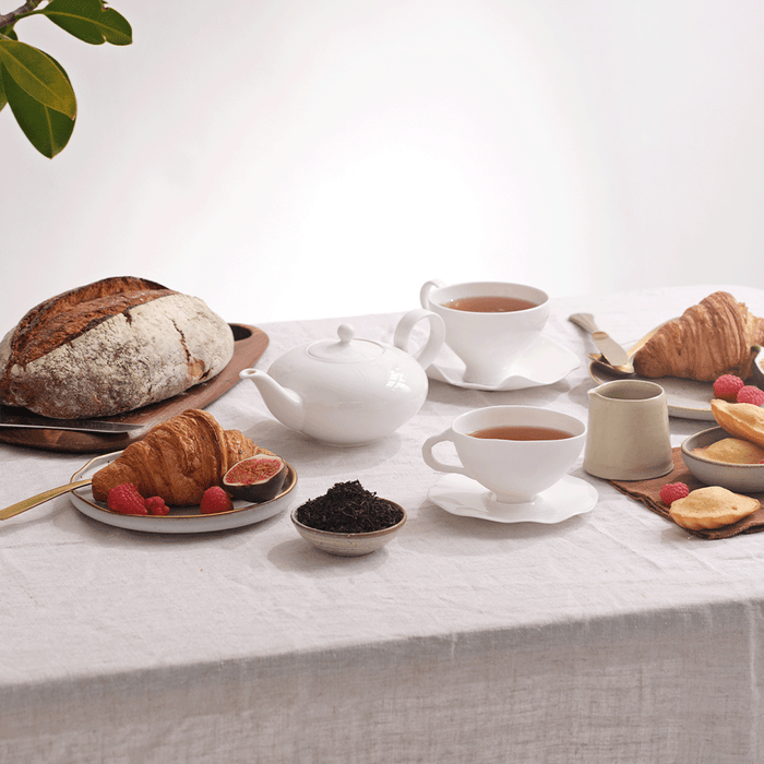 Fine Bone China Teapot